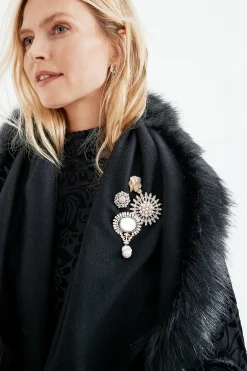 Juliet Pearl Drop Brooch