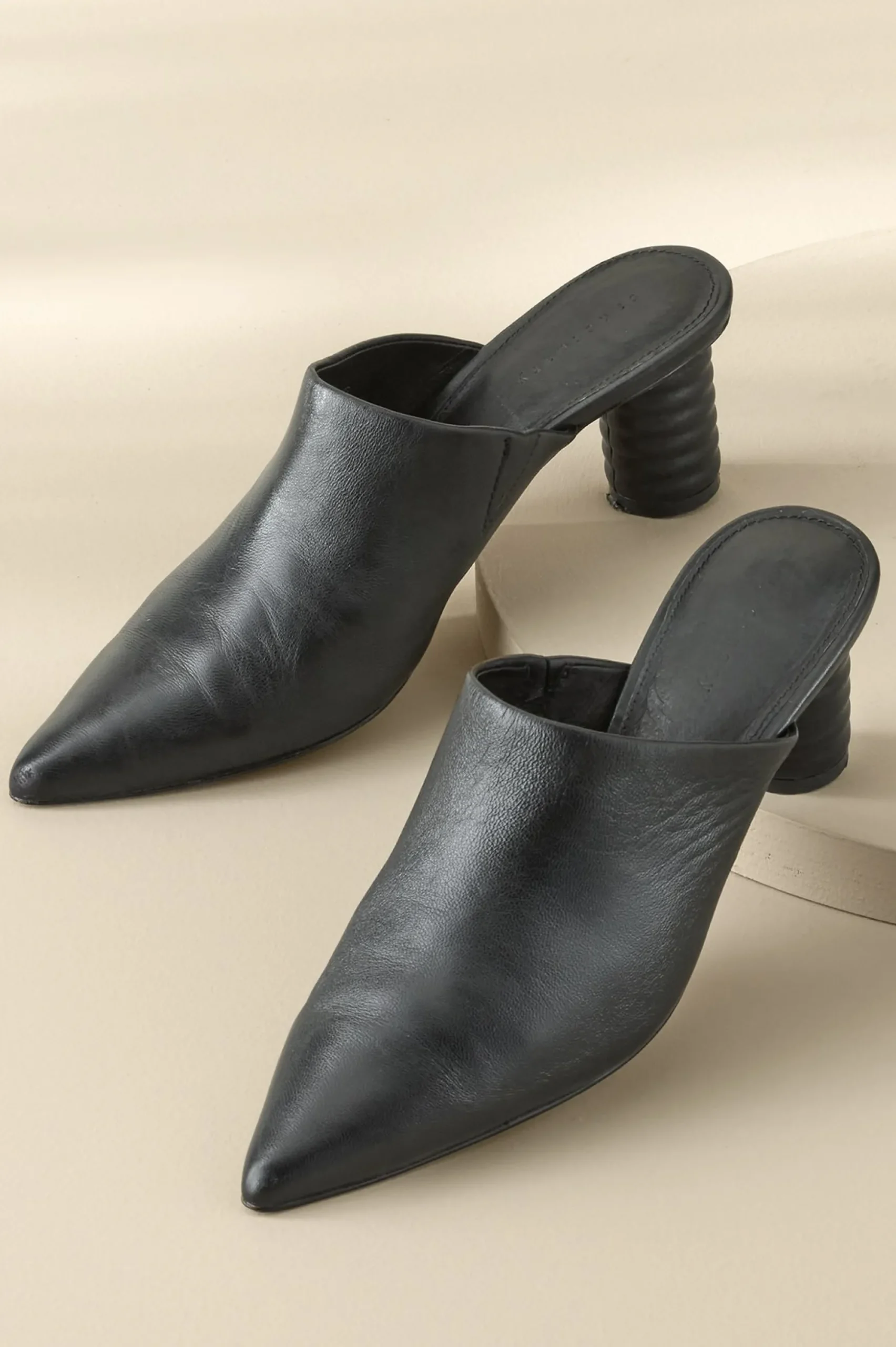 Sanctuary Swag Textured Heel Slide